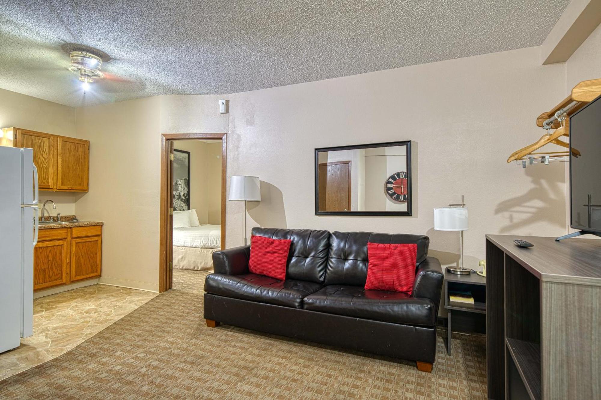Super 8 By Wyndham Sturgis Exterior foto